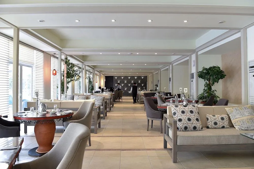 *****  Carlton Al Moaibed Hotel Dammam Saudi Arabia