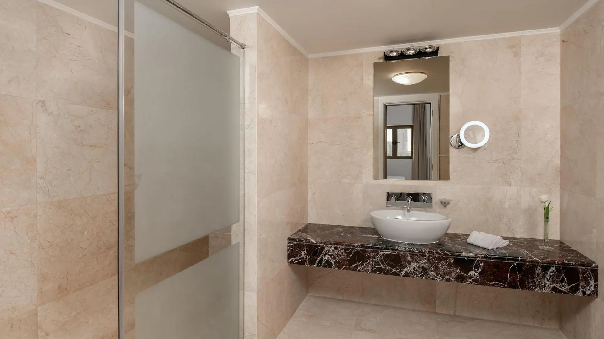 Carlton Al Moaibed Hotel Dammam